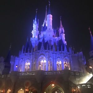 Meet your Posher, Monique